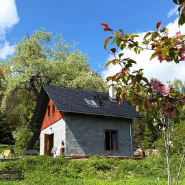 Agroturystyka Monte Luna - domki, hotel in Czarnów