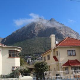 Muizenberg Surfers Lodge, hotel in Muizenberg