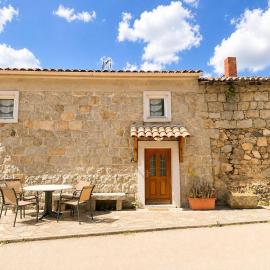 "U Monte Acciaiu" – Maison de Village | by Efficios, hotel in Moca-Croce