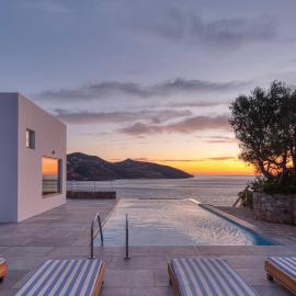 Aiolos Glaros - Seafront Retreat near Agios Nikolaos