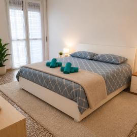 Casa Manolo Cavour Milano Comfort con Balcone vicino Metro