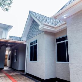 Neema crown resort, hotel di Msaranga