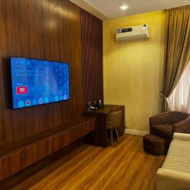 Pegasus Hotel & Suites, ξενοδοχείο στην Αμπούζα