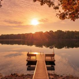 Private Lakefront with Pool, Hot Tub, Firepit, Pets，布許基爾的飯店