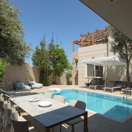 Foothills Tangerine Villa, hotelli kohteessa Sfakaki