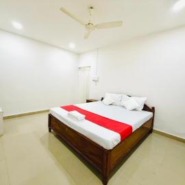 Raj Garden Resort