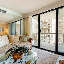 Sea Colony oceanfront 4th floor condo with elevator