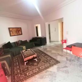 Appartement 2 Chambres Familial Ennasr 2 Tunis, hotel Burdzs-at-Turkíban