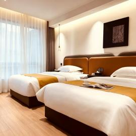 July hotel七月酒店, hotel Vientiánban