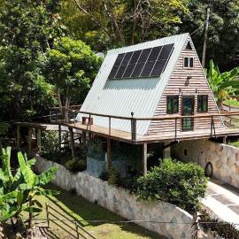 Hidden Cabins Puerto Rico, hotel em Comerio