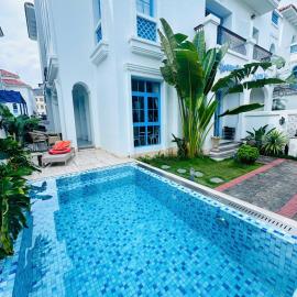 Kay Villa Chính Chủ Nội Thất VIP 6PN Sát Biển, hotel in Ha Long