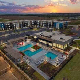 Jarrell में, होटल Luxury Austin Stay Near St Davids Pool and Gym