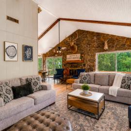 Pub, Hot Tub, Game Room, Monkey Island Waterfront