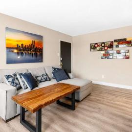 Private 1BR Apartment on Morganford
