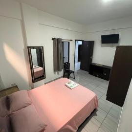 Hostal Rokemar โรงแรมในซานตาครูซเดอลาเซียร์รา