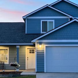 Nifty Corner- A Modern Home & a Taste of Town