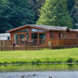 Lake View Lodge، فندق في Innerwick
