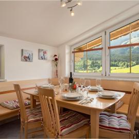 Haus Daniela – hotel w mieście Brixen im Thale