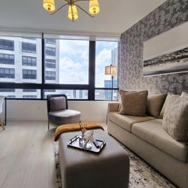 D2102 Modern Skyline Corner Suite with a Pool and Gym in Downtown Miami