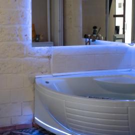 QUART0 GREC0 Suite 17, hotel in Altamura