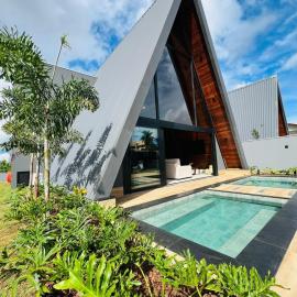 Chalé de Luxo - Piscina Aquecida e Banheira, hotel in Chapada dos Guimarães