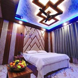 HOTEL FABULOUS KASHMIR, Dal lake、シュリーナガルのホテル