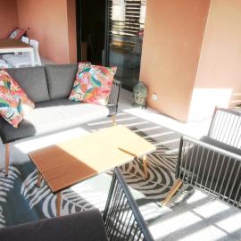 Appartement Climatisé avec spacieuse terrasse à Uzès, hótel í Uzès
