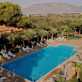 La Terra Nostra, hotel u gradu Korint