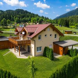 Villa Alpenrose, hotel u gradu Kečah