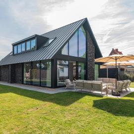 Zilte Duinen, hotel in Groot-Valkenisse