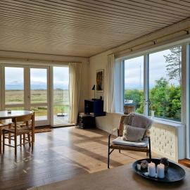 Beach House With Sea View Near Hou Beach, отель в Халсе