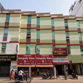 Sri Ganapathy Lodge، فندق في كويمباتور