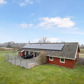 Einladendes Poolhaus Mit Meerblick - Einladendes Poolhaus Mit Meerblick