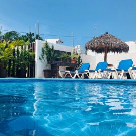 B2 Beautiful Condo in Guayabitos meters from the SEA, Hotel in Rincón de Guayabitos