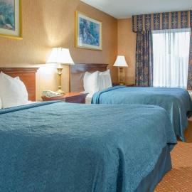 Quality Inn & Suites, Hotel in Meriden