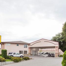 Super 8 by Wyndham Lake Country/Winfield Area Airport North, hotel en Winfield