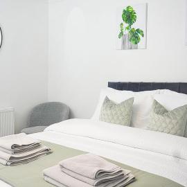 Cosy 1BR Apartment with Sofa bed and Free Parking in Gillingham