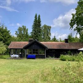 Adventurous Gem On The Edge Of Tisvilde Hegn, hotel in Tisvildeleje