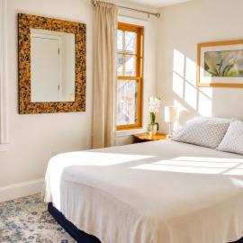 Elegant Cambridge Room, Short Walk to Harvard, hotel in Cambridge