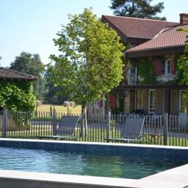 La Ferme du Domaine de Bassol – Piscine & Billard