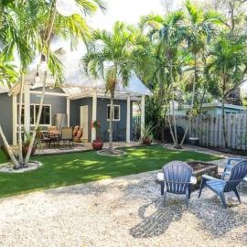 Peacock Villa 2 by Dream Vacation