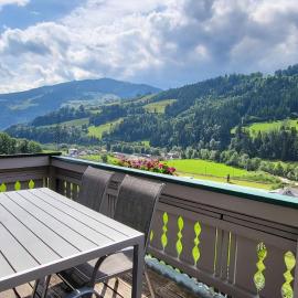 Fischbacher App 2 by Alpenidyll Apartments
