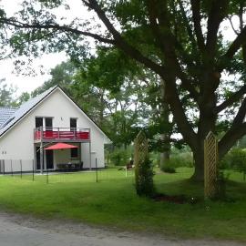Haus Eichenkrone, hotel in Bodstedt