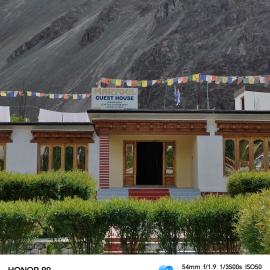 Maryoul Guest House, hotel i Hundar