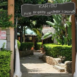 Pine Breeze Getaway Lukenya, khách sạn ở Athi River
