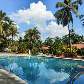 Grand 4BHK Luisa by the Sea, hotel in Cavelossim