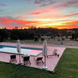 Monte Do Poço Country House, מלון בErra