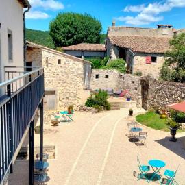 La Grange de Sabatas, hotel v destinácii Chomérac