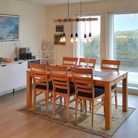 Cabin In The Archipelago On The Island Kinn, hotel in Tansøy