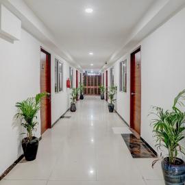Collection O Vadodara Airport Formerly Milan Party Hall